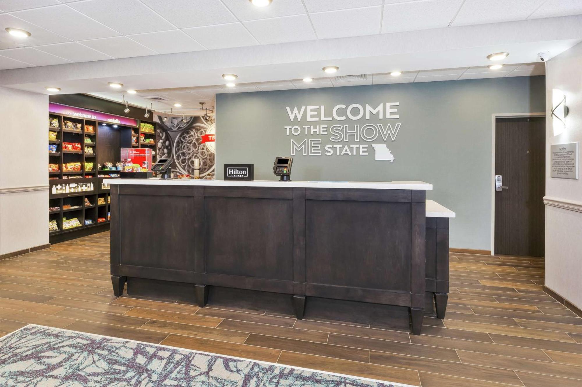 Hampton Inn Sedalia Εξωτερικό φωτογραφία